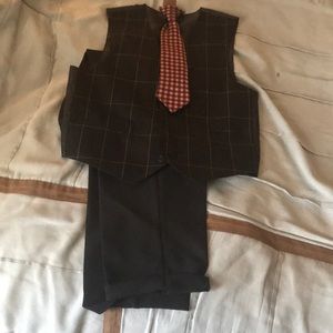 3 piece boys suite